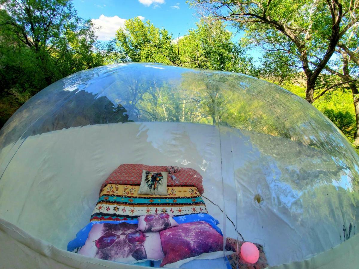 Cave, Yurt, Bubble And Other Glamping Adventures Hotel เซโดนา ภายนอก รูปภาพ