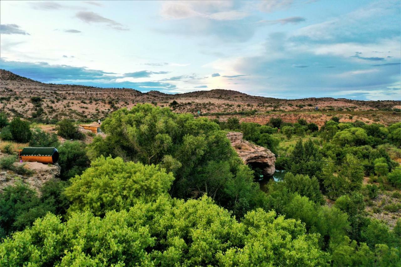Cave, Yurt, Bubble And Other Glamping Adventures Hotel เซโดนา ภายนอก รูปภาพ